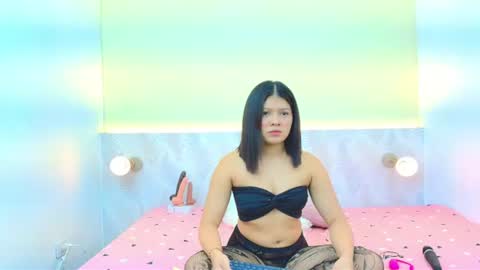 abby_coper1 online show from June 13, 12:04 pm