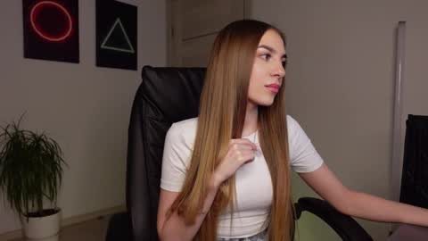 ABBY LAKER online show from February 27, 3:15 pm