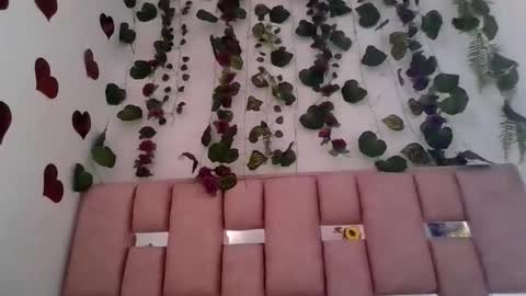 abby_moss_2 online show from April 7, 12:40 pm