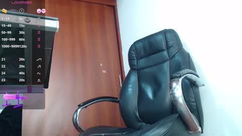 Vannesa online show from October 2, 2:38 pm