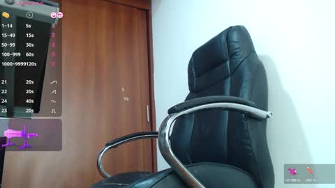 Vannesa online show from October 3, 2:47 pm