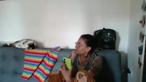 Abby online show from May 1, 4:34 pm