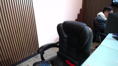 Abby Stones online show from January 8, 5:30 pm