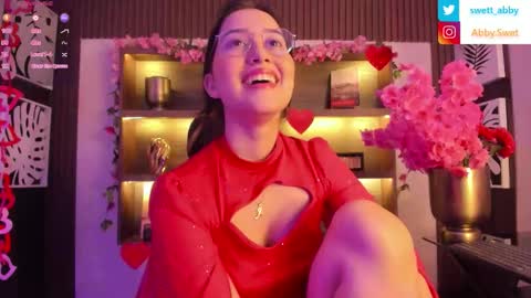 Abigail online show from February 14, 1:03 pm