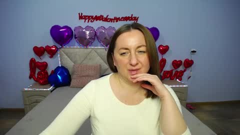 abbytaylorr online show from February 13, 5:33 pm