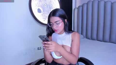 Abby  online show from July 22, 11:56 am