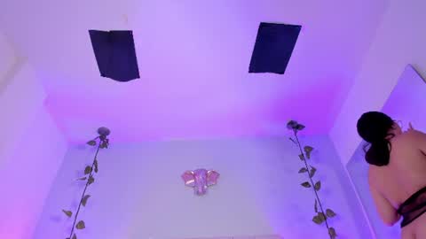 Abyy Snow online show from July 21, 8:33 pm
