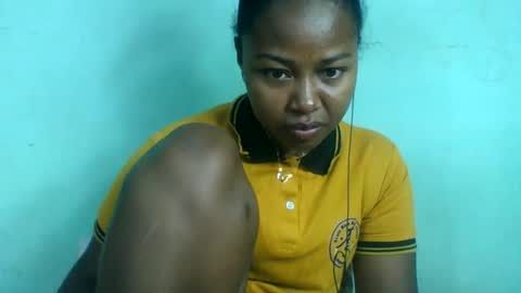 abella677022 online show from June 12, 6:01 am