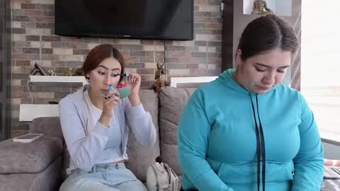 Snapshot of abella_as chatting on September 23, 2:11 pm Abella online show from September 23, 2:11 pm