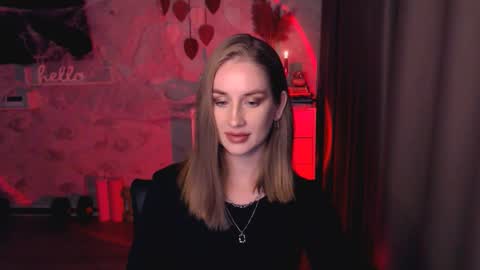 Anna online show from October 30, 7:03 pm