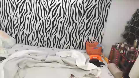 GoldenFish online show from January 5, 9:29 pm