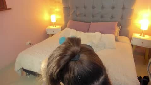 Abril 777 online show from February 24, 1:41 am