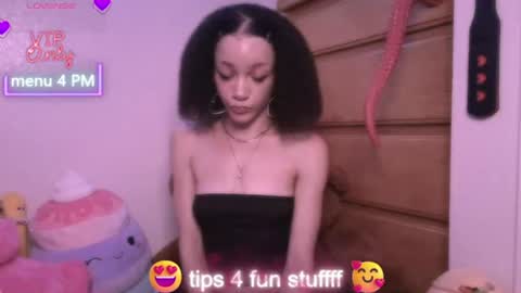 Peach online show from June 18, 3:12 am