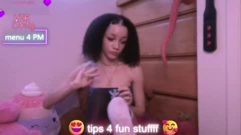 Peach online show from July 1, 2:42 am