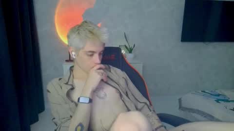 abslut online show from September 9, 3:56 pm