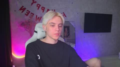 abslut online show from November 5, 4:42 pm