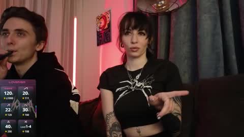 Snapshot of abyssknight666 chatting on October 27, 8:53 pm HellKnight online show from October 27, 8:53 pm