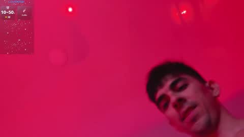 centric independent model   online show from October 2, 6:39 pm