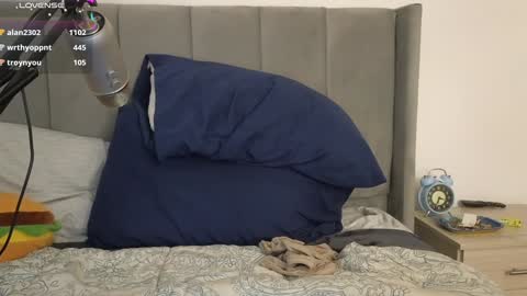 Snapshot of acidkaos chatting on December 27, 12:23 pm Lana 3 online show from December 27, 12:23 pm