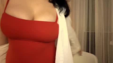 my inst   love inside 17 online show from September 29, 12:09 am