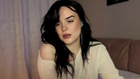 my inst   love inside 17 online show from April 11, 8:02 pm