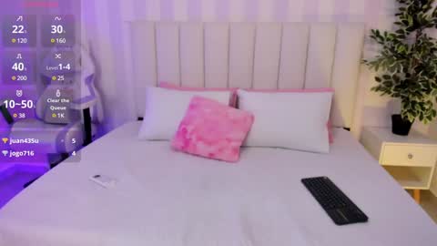    online show from December 17, 1:16 pm