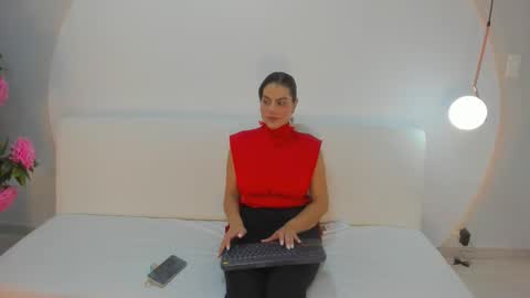    online show from January 14, 2:03 pm