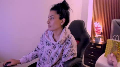 ada oconnor x   ..flaca..bella online show from April 6, 5:47 pm