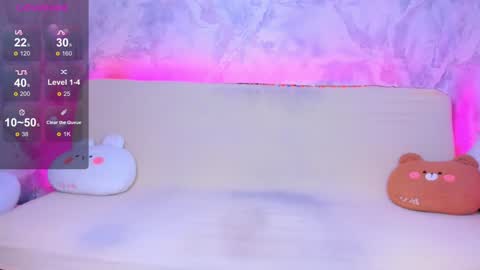 Lola online show from December 4, 9:45 am