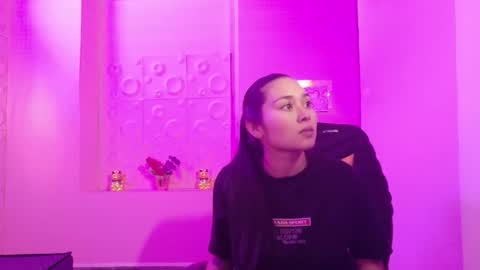 Adaira online show from November 11, 4:36 am