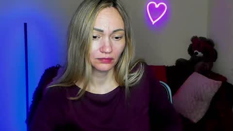 Adalina online show from March 28, 6:53 pm