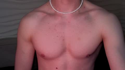 Snapshot of adam_21cm chatting on February 7, 7:38 pm Adam online show from February 7, 7:38 pm