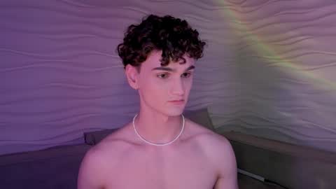 Snapshot of adam_21cm chatting on January 17, 7:38 pm Adam online show from January 17, 7:38 pm