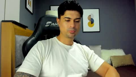 adam clarke online show from April 23, 2:52 am