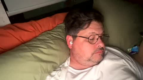 adam_d215 online show from July 30, 12:33 am