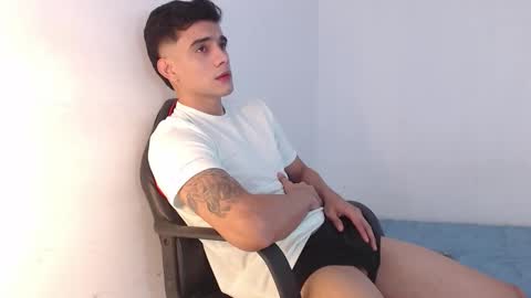 Hello guys excuse my absence I will be absent for several days for health reasons I hope you understand thank you very much. online show from November 20, 5:06 am