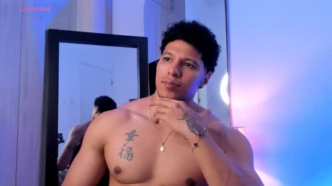 adambrocs1 online show from March 6, 9:58 pm