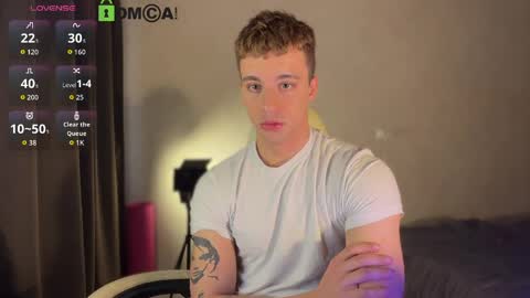 Hi Im Adam Glad to see u here 3 And its my first day online show from April 26, 3:31 pm