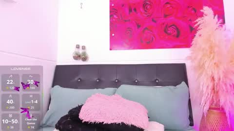 Cloe Adams  online show from November 10, 11:02 am