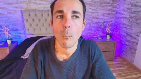 Im Adams Sanz online show from April 17, 12:02 am