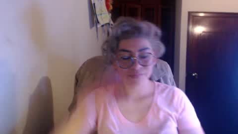 adan_romanoff online show from June 18, 6:52 am