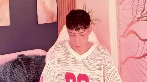 Adan  online show from June 10, 1:21 pm