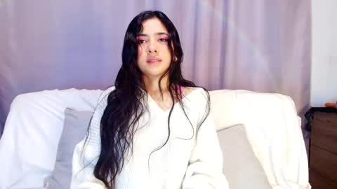 Snapshot of adara_johnson_ chatting on October 15, 11:44 am Adara Johnson online show from October 15, 11:44 am