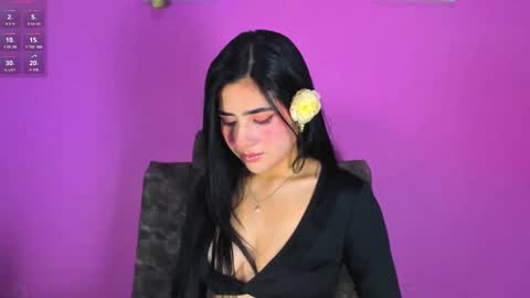 Snapshot of adara_johnson_ chatting on February 23, 11:44 am Adara Johnson online show from February 23, 11:44 am