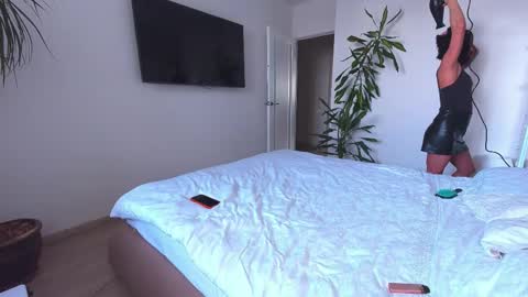 Sabi online show from March 6, 7:40 am