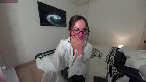 Sabi online show from April 25, 4:48 pm