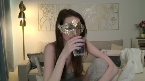 Snapshot of addieroseone chatting on September 11, 12:23 am Addison Rose  I am currently away for the holiday weekend. Streams start again on 1242024. Enjoy the holiday online show from September 11, 12:23 am