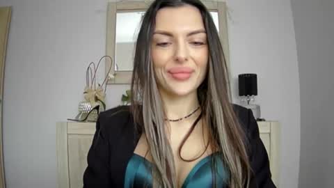 ADDISON online show from February 6, 8:29 am