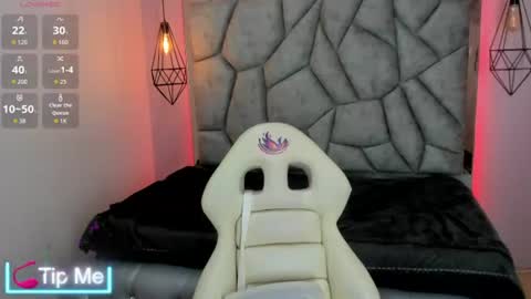 addy__02 online show from June 11, 12:32 am