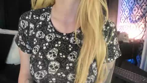 Ade  online show from January 17, 7:44 pm